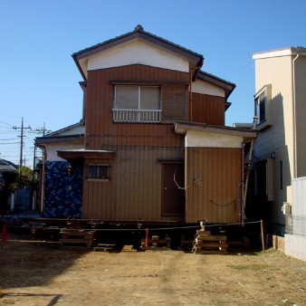 ５：曳家工事　仮置き・養生